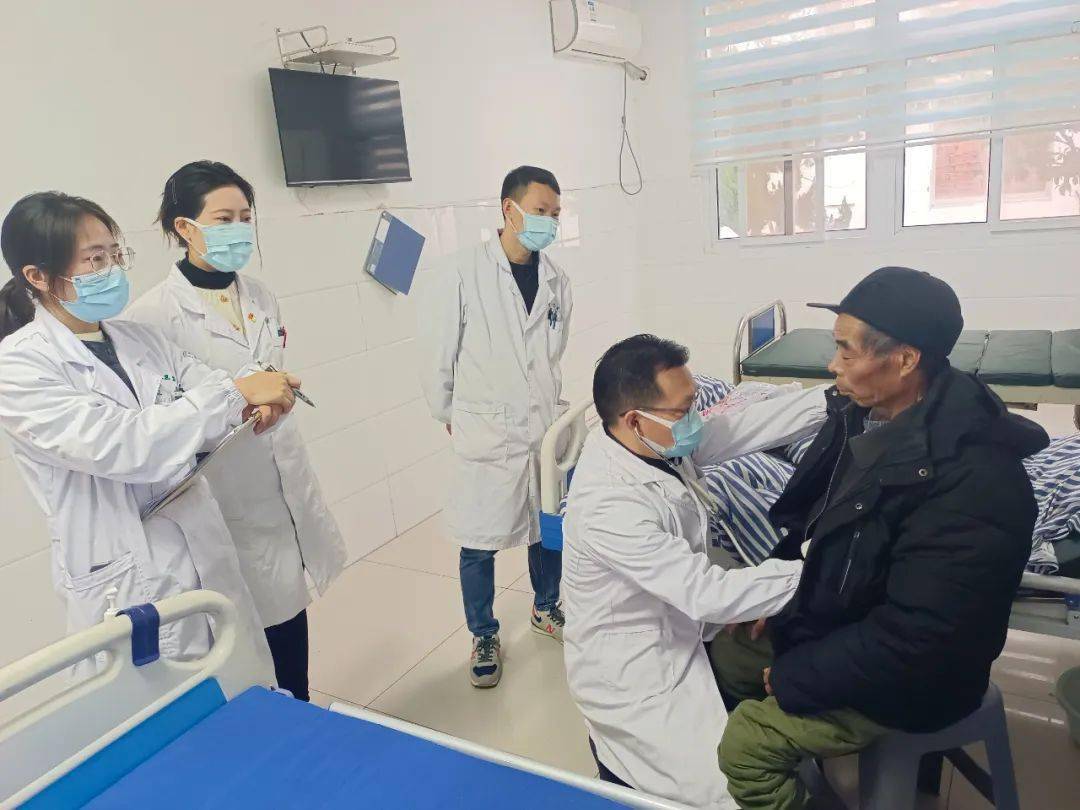 银发浪潮下老年医学科如何焕发新活力