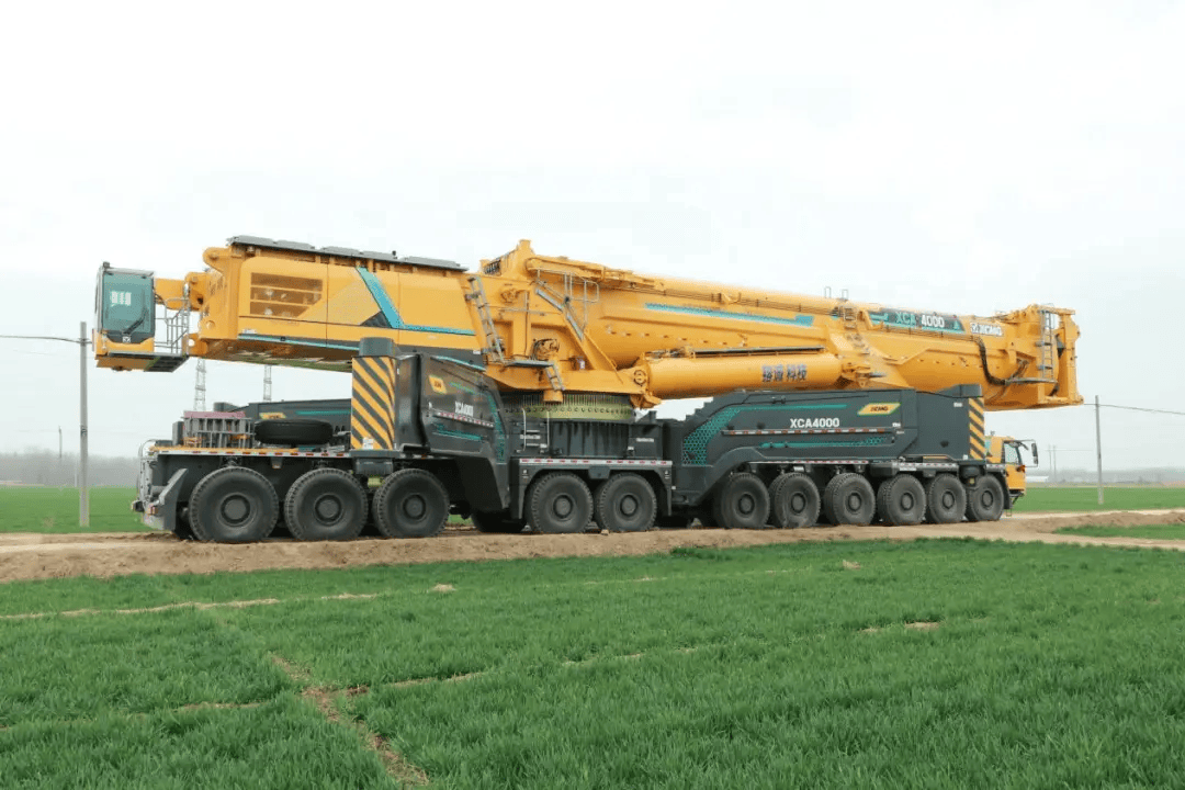 "全球第一吊"xca4000轮式起重机首吊成功!