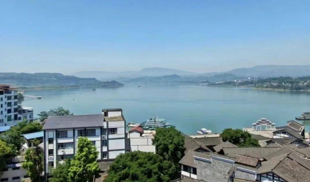 清明假期2日石柱风情千野草场大风堡西沱古镇广寒宫2日自驾半自由行