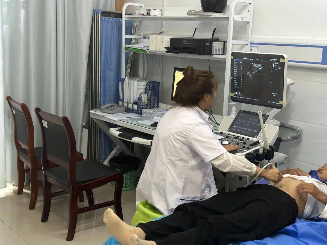 县域医疗次中心建设前云雾镇卫生院只能开展心电图,血常规,肝功能,肾