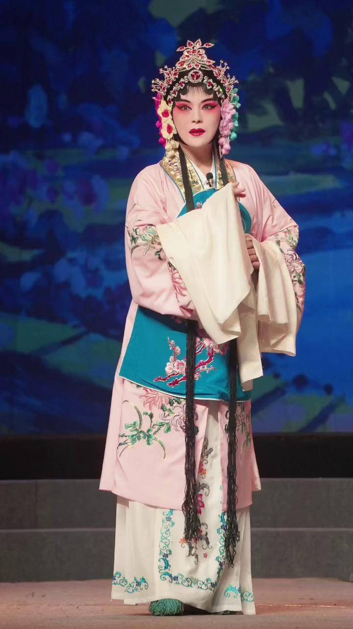 婺剧 花旦 从《桃花案》《英王徐策》到《宝莲灯》,婺韵典雅,风采斐然