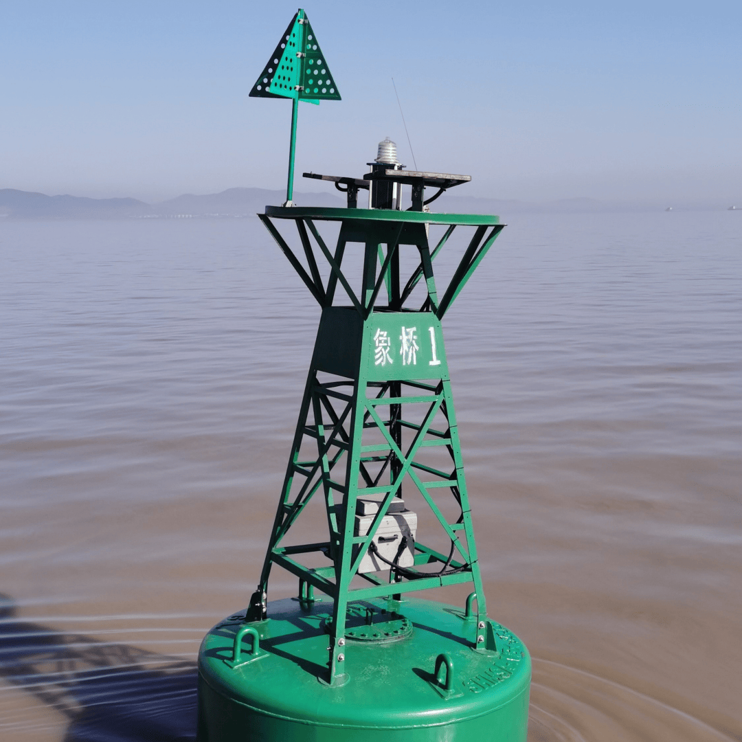 安全科普|海上航行看"标"不狂飙_航标_航道_标志