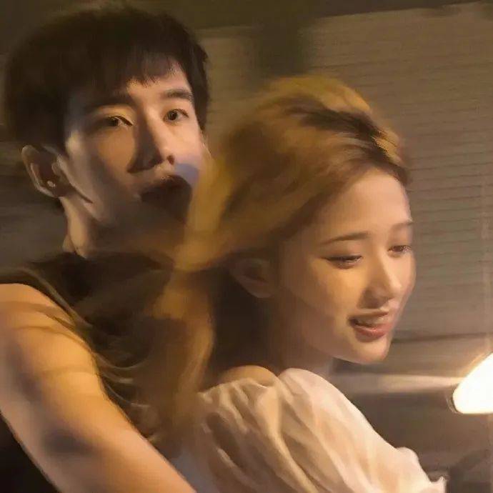 头像| 耐看的情侣头像_男女_来自_网络