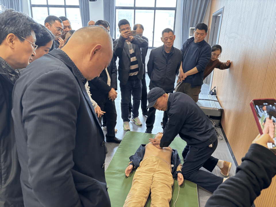 全市建筑施工特种作业实操考试考评员培训班成功举办