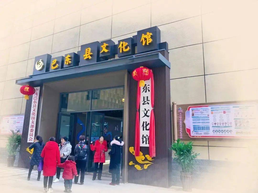 非遗馆大厅>非遗长廊(九佬十八匠)>非遗展示厅>非遗研学中心>传统工艺