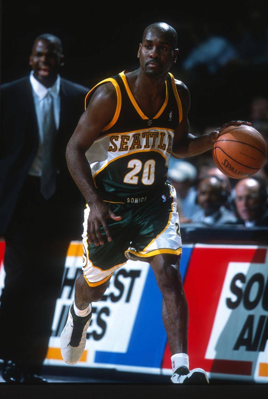 7次入选最佳阵容,1次得分王,nba75大巨星15,多米尼克-威尔金斯生涯场