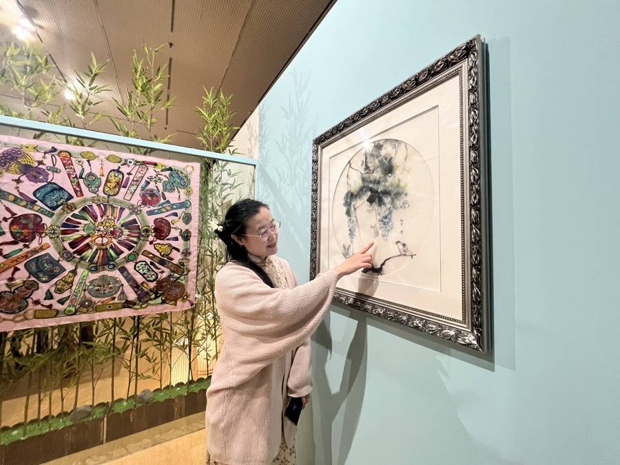 "90后"白领辞职学刺绣,绣娘阿紫吸引世界各地爱好者来拜师_苏绣_作品