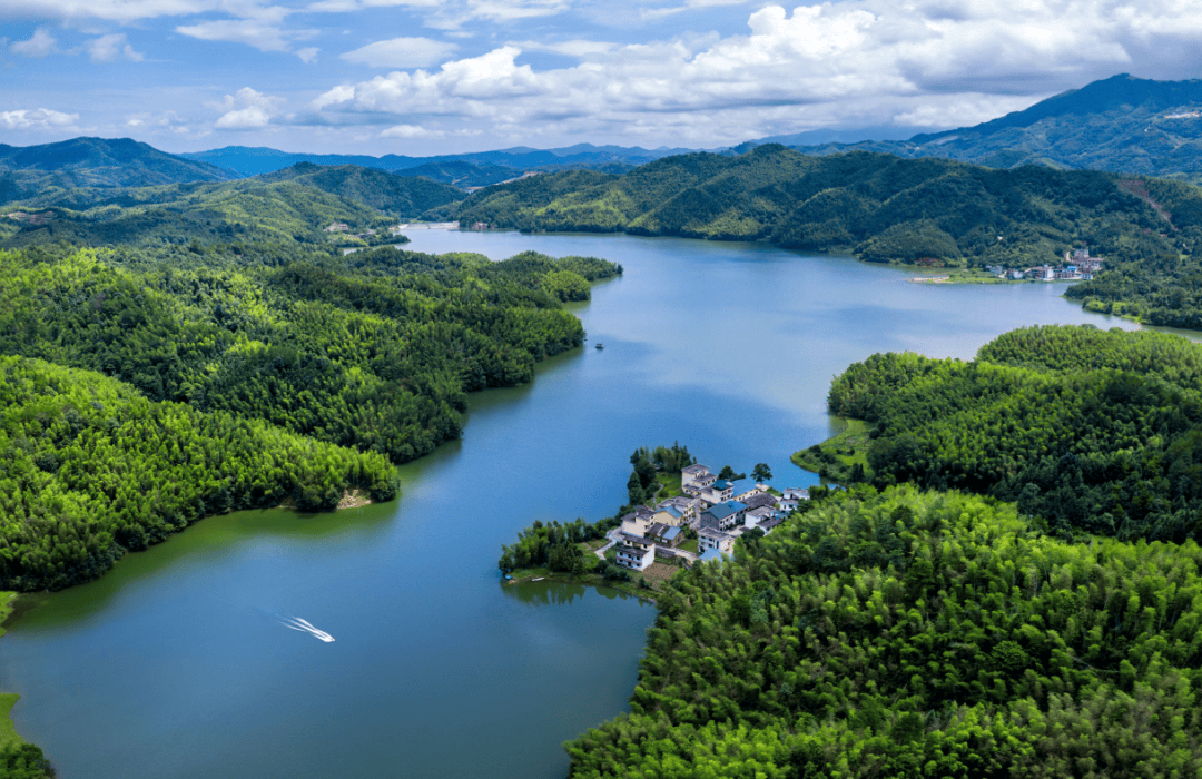 大岩口水库图片