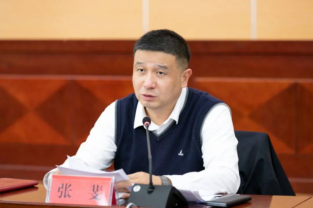 张斐主持召开六届区委全面深化改革委员会第三次会议