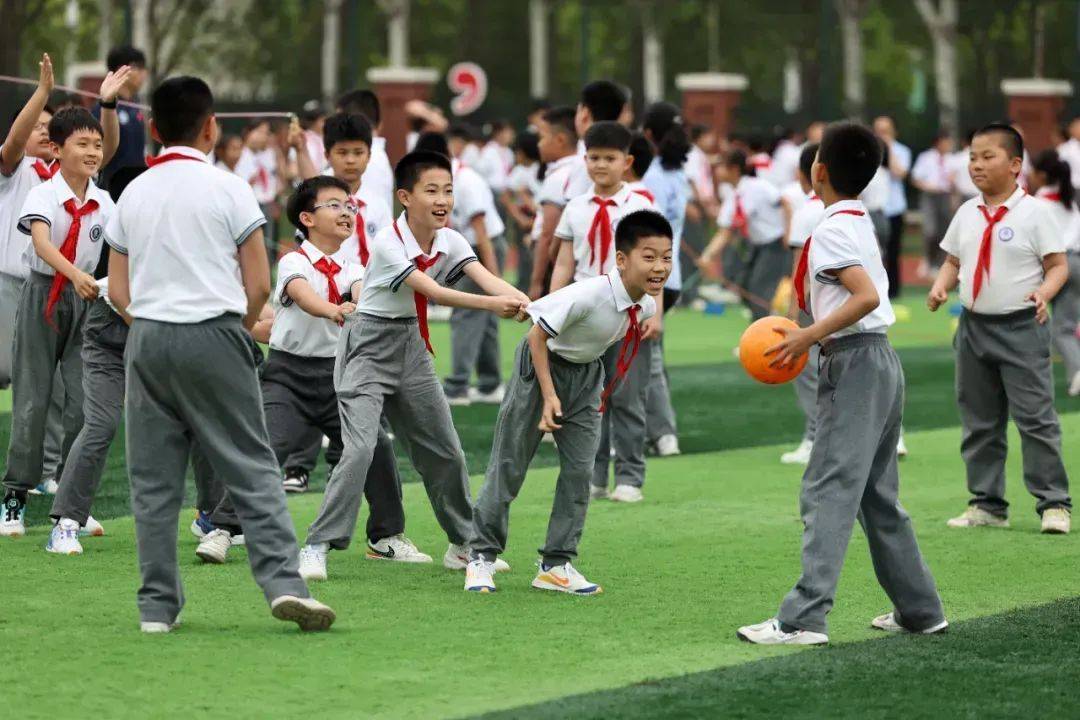 天津新村小学图片