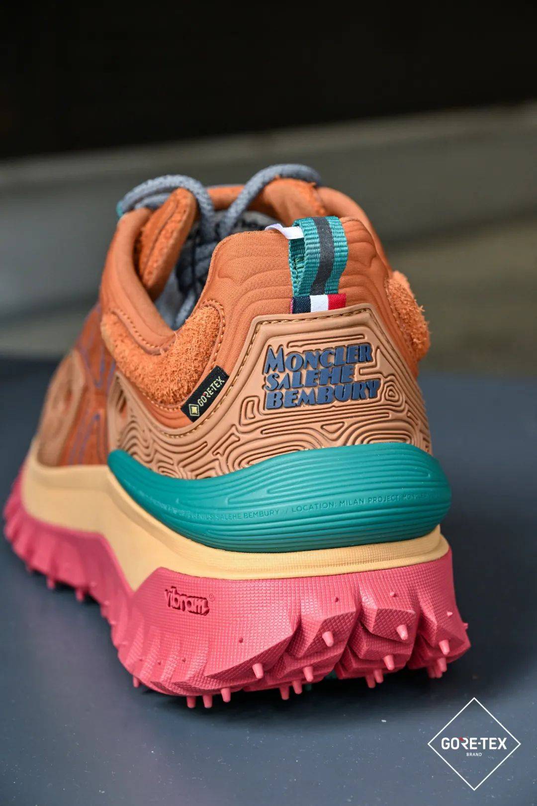 goretex穿搭风潮还是吹到了上海时装周用产品科技诠释新生