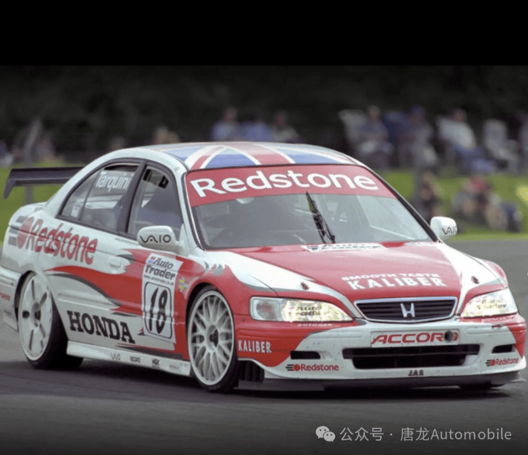 并拥有前驱配置的本田accord type r在赛道上提供了令人振奋的加速和