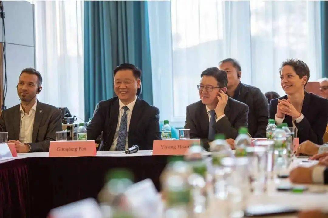 潘国强率团赴德国瑞士意大利开展经贸拜访活动加强经贸交往结出更多