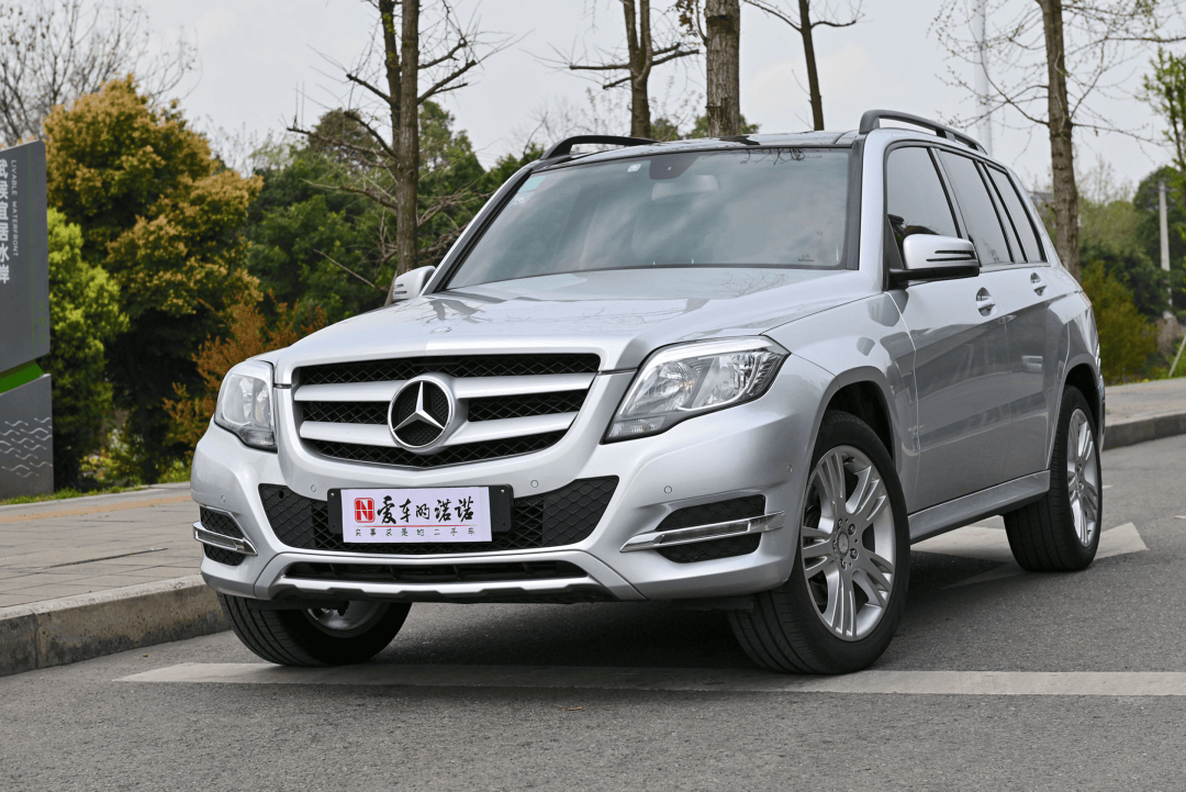 车辆信息车型:奔驰 glk级 2014款 glk 260 4matic 动感型排量:2.
