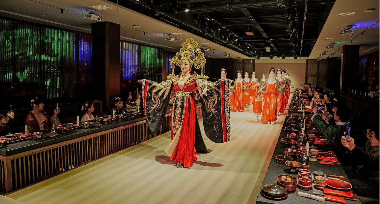 洛阳旅游订单涨50%,跻身清明十大热门目的地_汉服_游客_景区