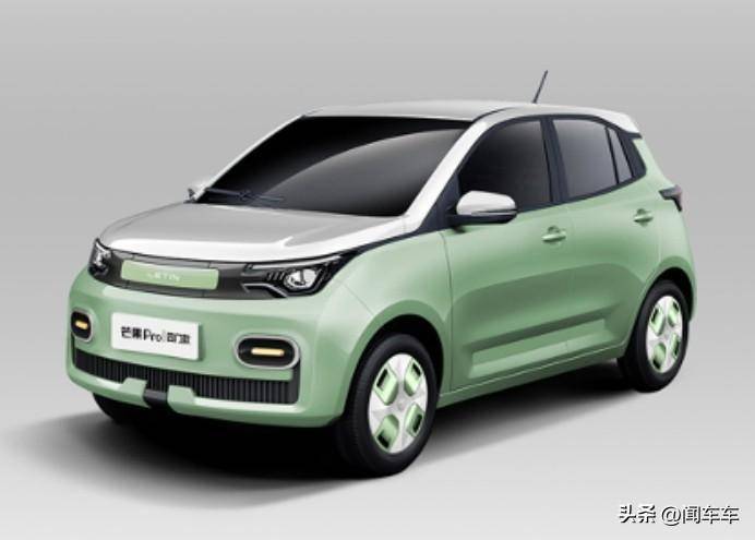 "类似的情况还发生在众泰,力帆等"中道崩殂"的新能源品牌.