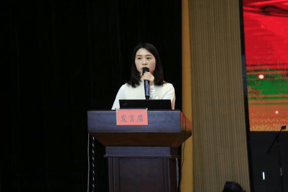 利川市普通高中五校联盟物理学科同课异构活动在利川一中举行