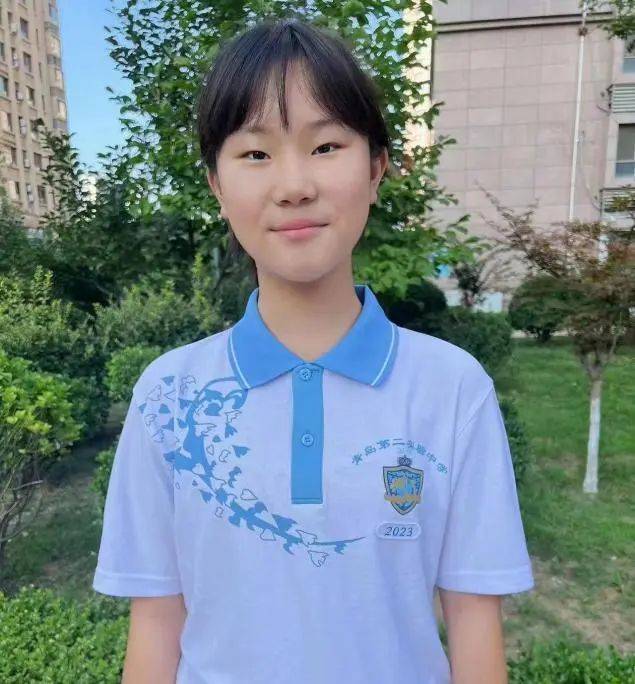 刘彦希 七年级四班座右铭:生命不止,奋斗不息,只有不断追求进步,才能