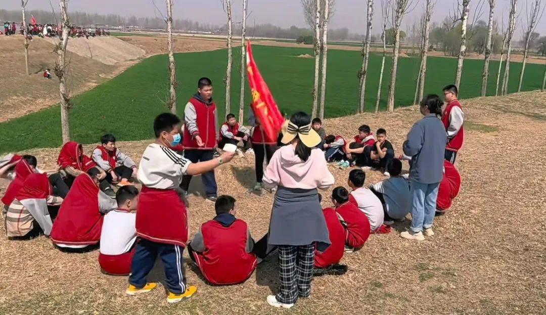 励志青春放飞梦想庞口总校庞口中学远足活动