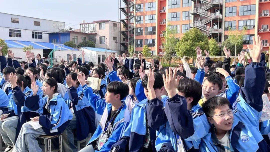 12355青春自护豫你同行团县委开展沈丘县防校园欺凌为青春护航暨普法