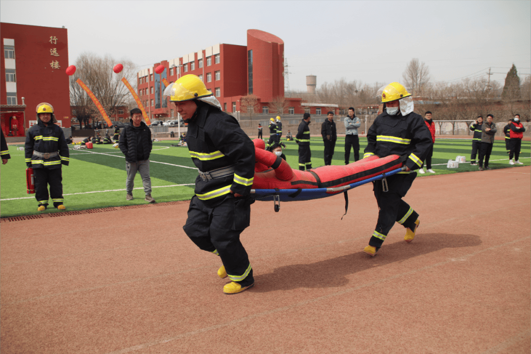 基层动态元宝山区成功举办第二届微型消防站专兼职消防员业务技能竞赛