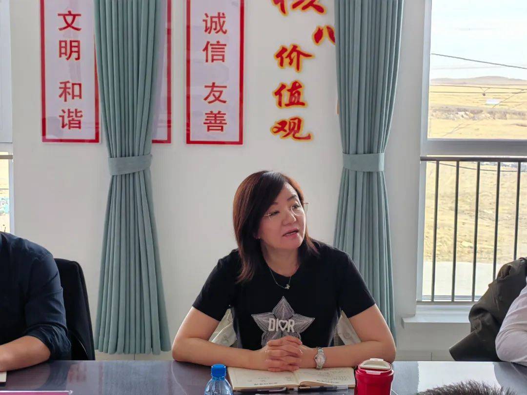 工作动态 | 西乌旗召开基本公共卫生服务能力提升座谈会