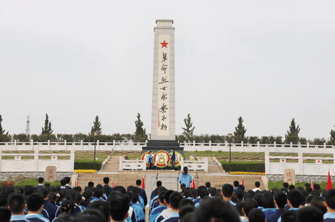 无锡市革命烈士陵园图片