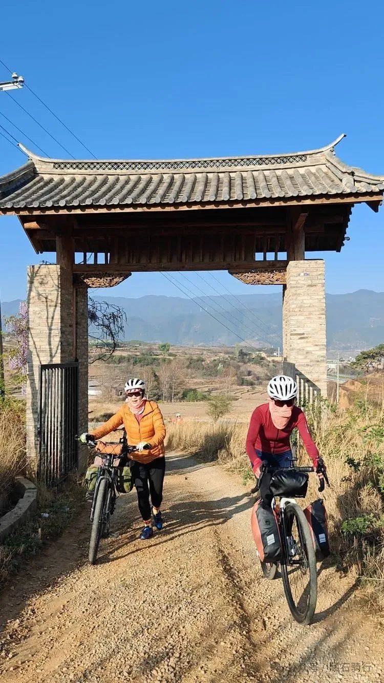 环苍山之洱海源头