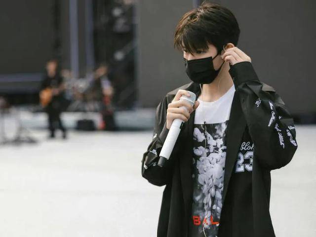 王源赤诚之心始终如一