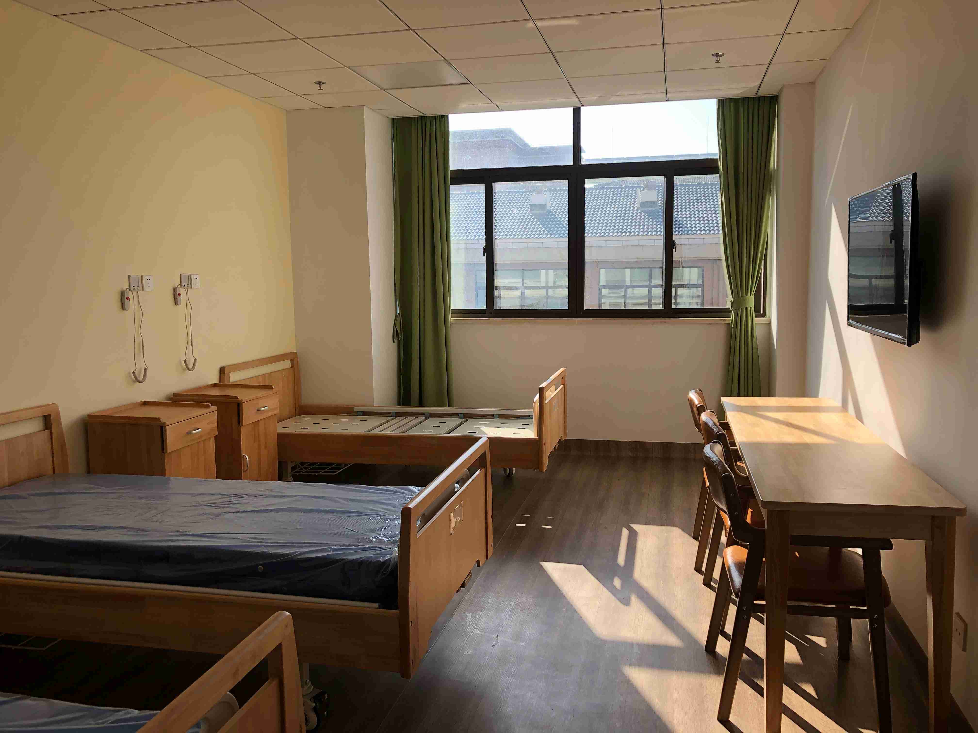 上海高端的养老院环境价格,上海高端的养老院价格和联系方式