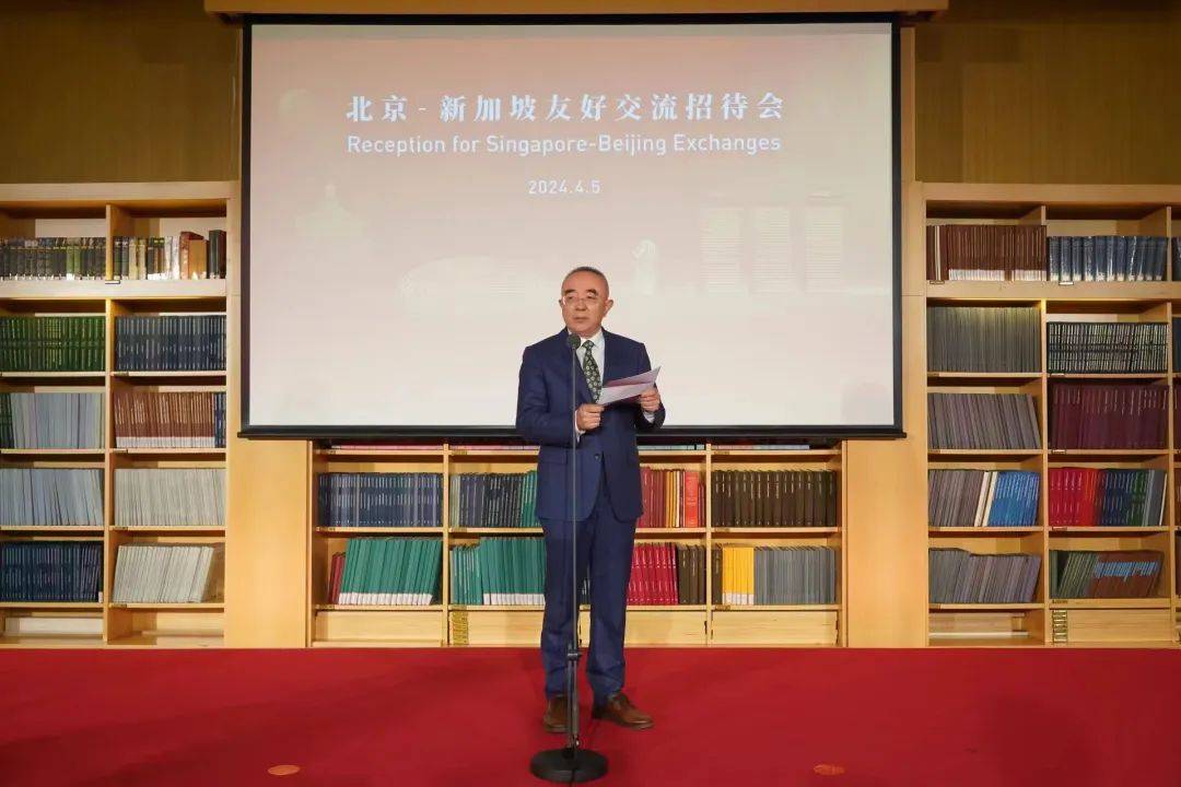 马文同志在推介致辞中表示,中国和新加坡是友好近邻和重要伙伴,互为