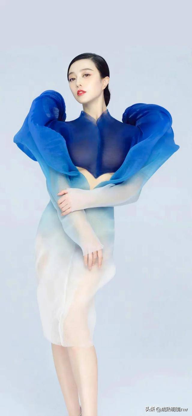 时尚婉约性感妩媚身姿曼妙的范冰冰美丽动人的写真照