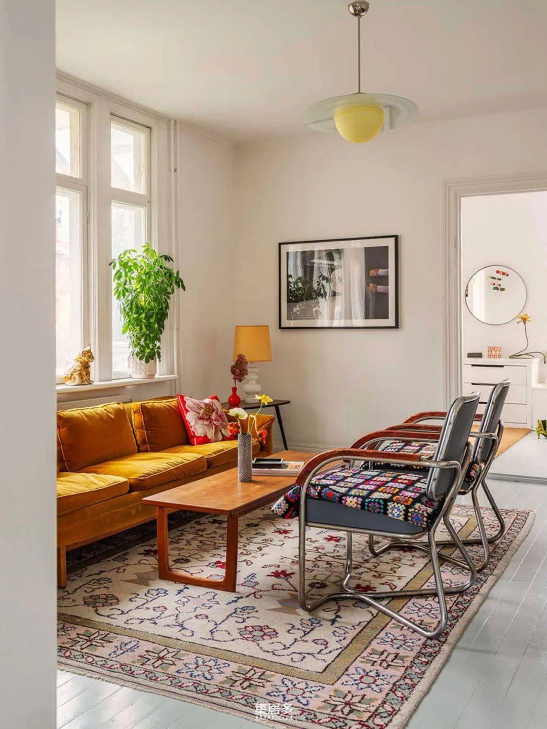 瑞典传统别墅揭秘色彩斑斓的复古风情穿越时空的家居艺术