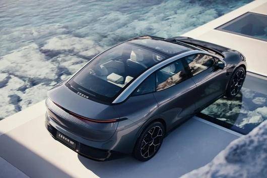 的电池成本,也要整车厂和电池厂从设计之初便紧密联合,实现结构优化