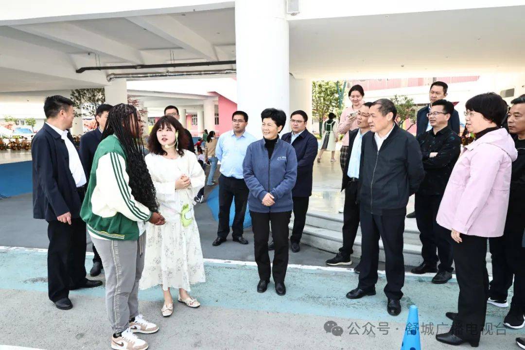 张秀萍现场调度招商引资重点项目