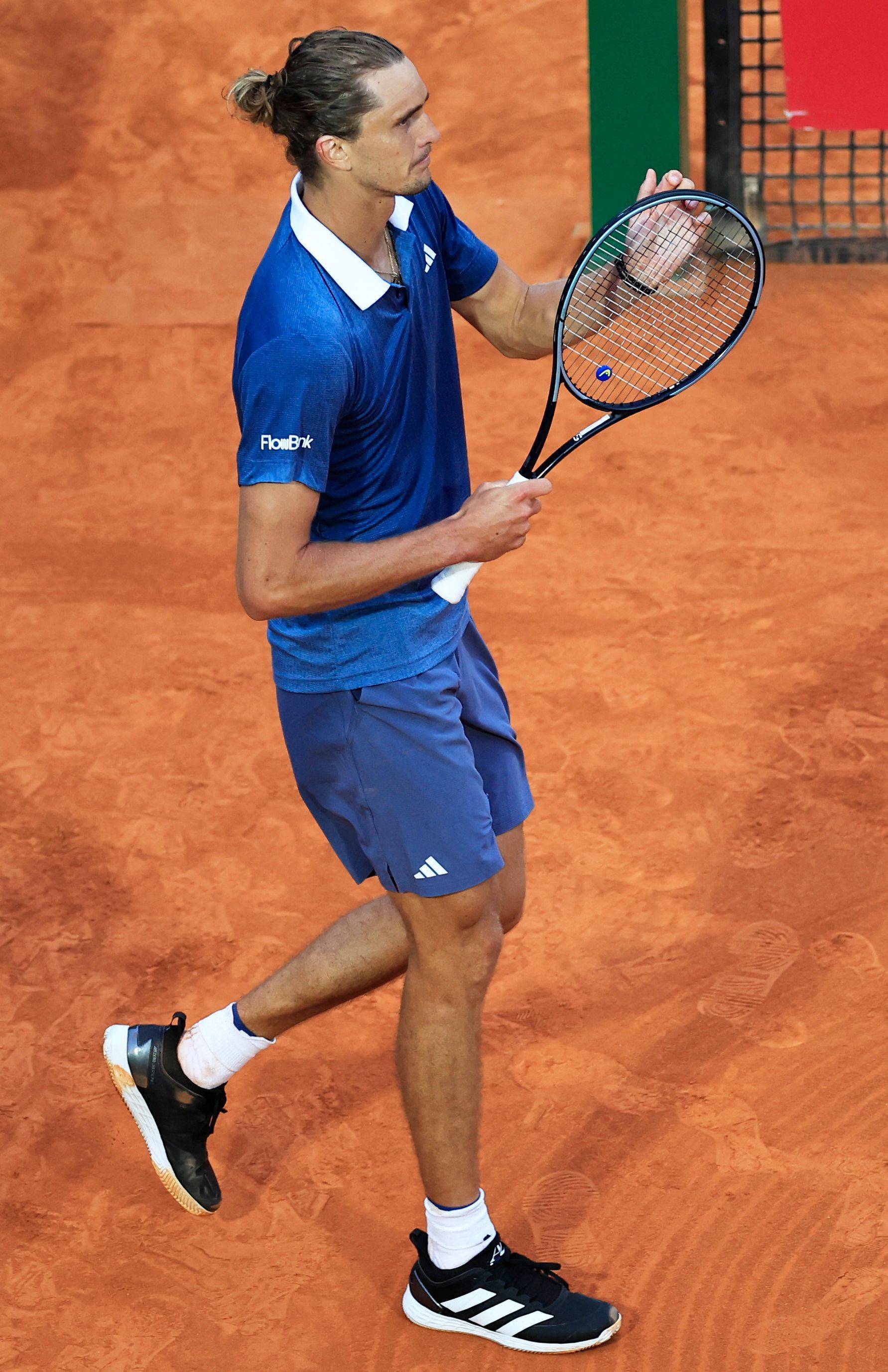 网球蒙特卡洛大师赛兹维列夫晋级