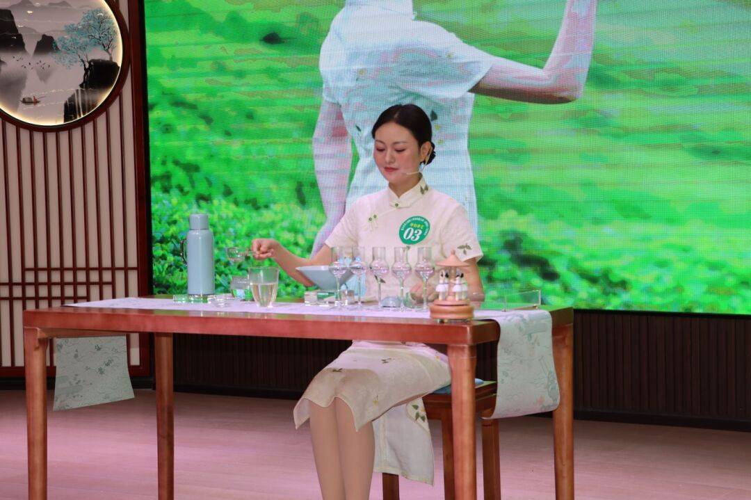 茶艺培训加盟_开茶艺培训班需要什么条件_加盟茶艺馆