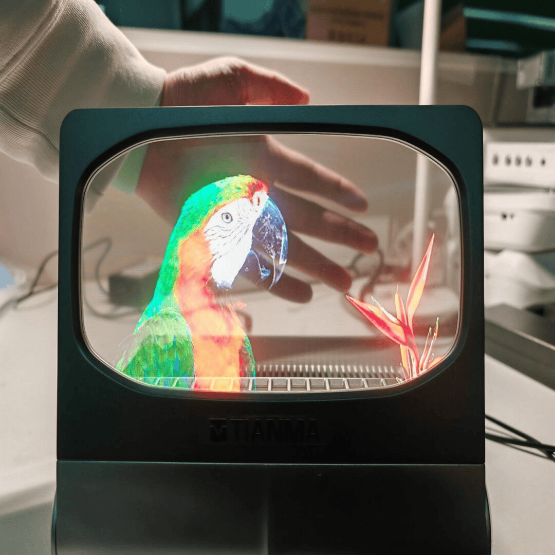 近10家企业推出micro led透明屏_显示屏_薄膜_产品