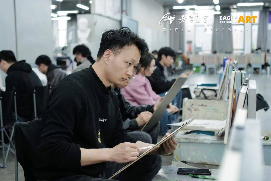 老鹰画室2024年教师内训这是一次自我的挑战