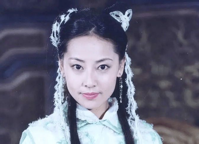 君君印象中看的第一个版本的《鹿鼎记》就是张卫健版,里面七个老婆都