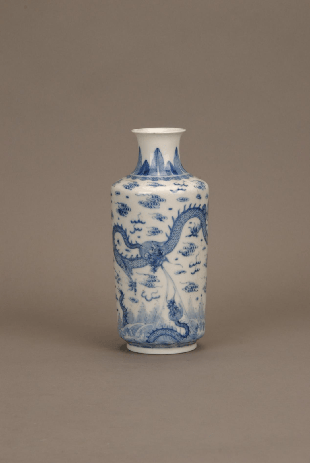 指尖上的展览古老的东方有一条龙馆藏龙纹瓷器精品展7