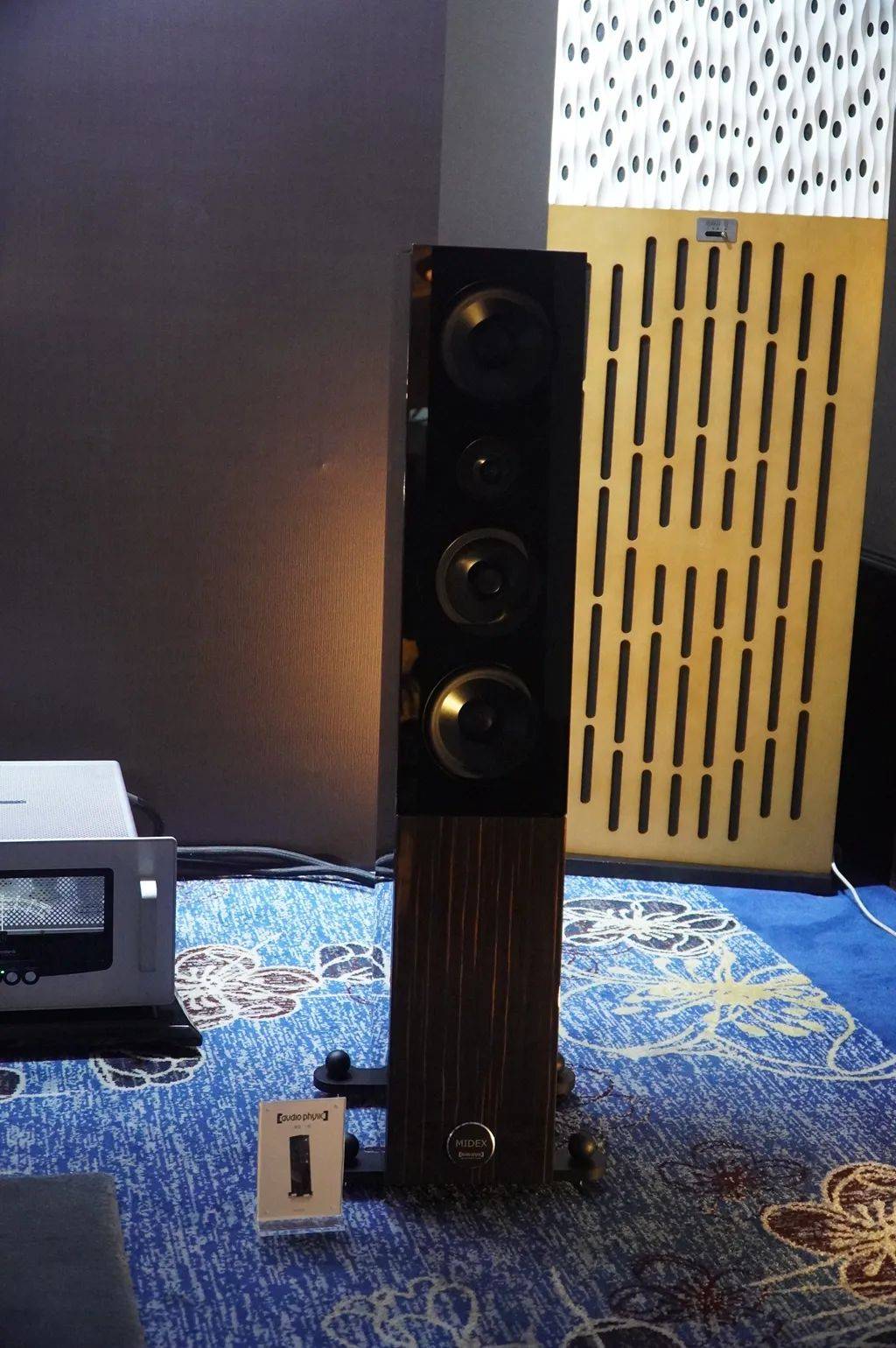 展会现场672024siav第31届上海国际高级hifi演示会上