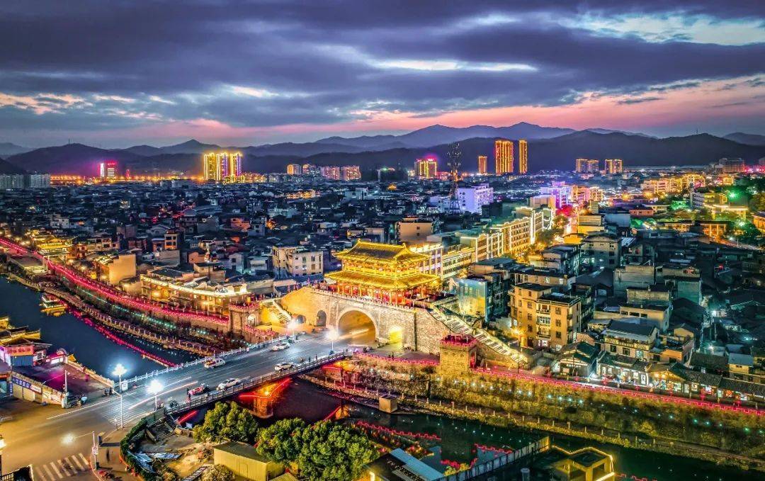 今年文旅如何"出圈"→_龙岩_发展_旅游