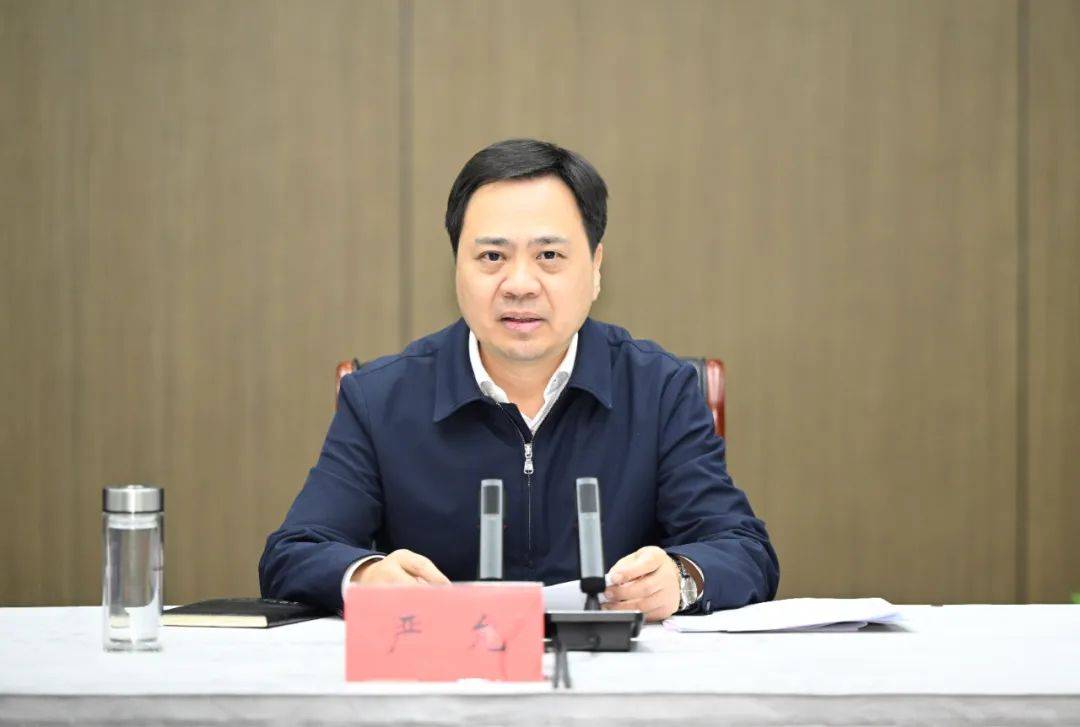 67加速打造绿色发展特色名县严允在靖安县调研