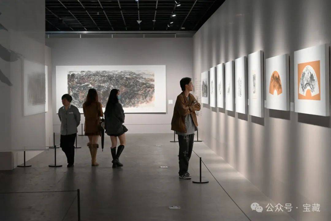 现场视频西子湖畔邂逅潮汕气韵和光接物李照东作品展在浙江美术馆开幕