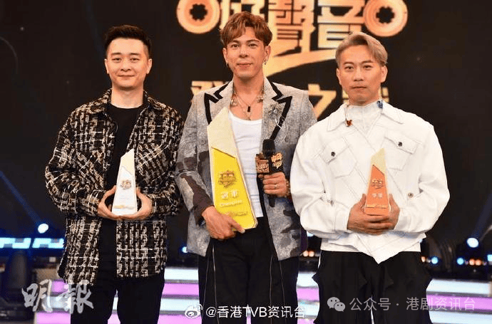 他认为从参赛时演绎陈百强《盼望的缘份》令不少观众感动落泪开始,已