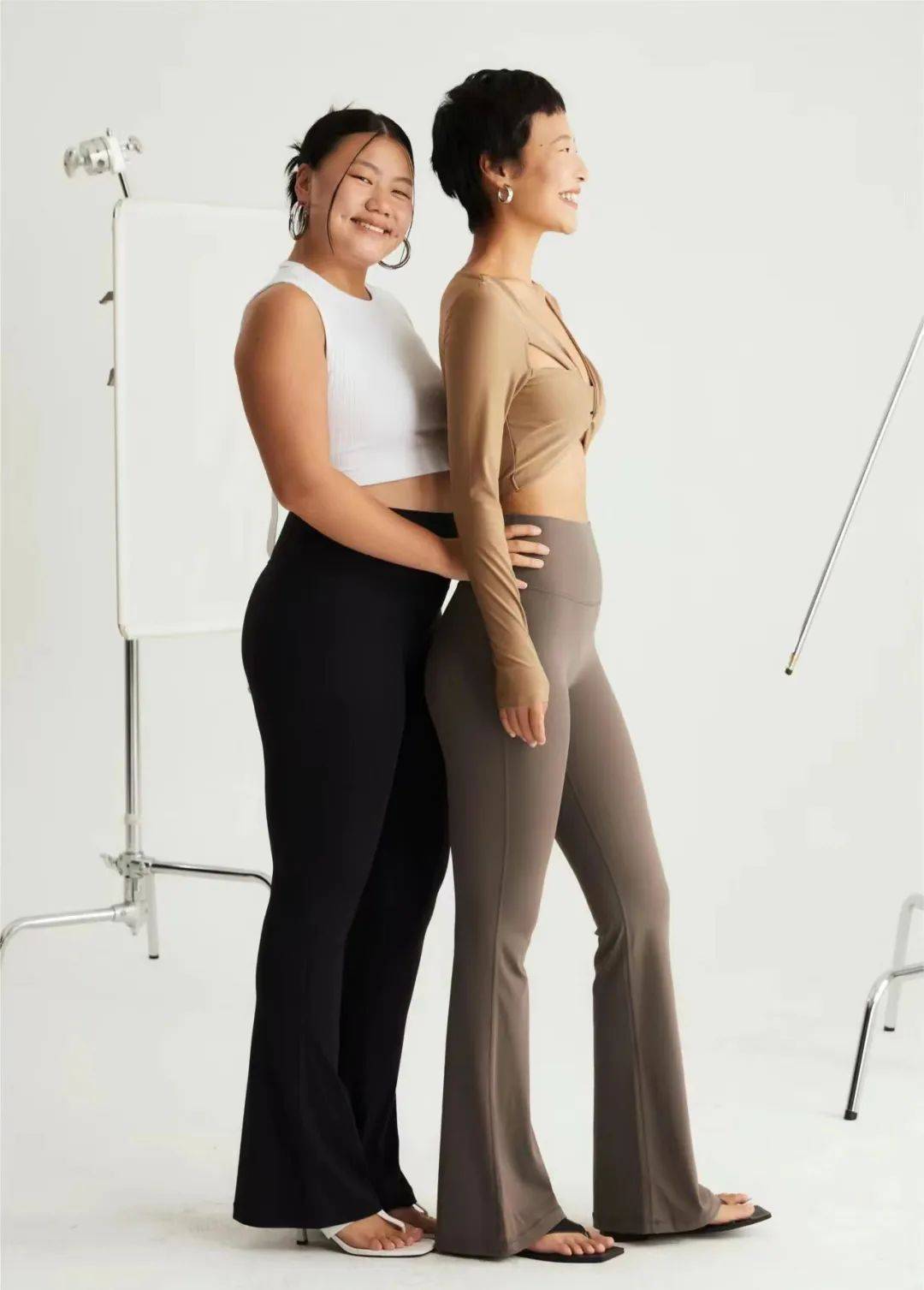 马思纯卫衣喇叭裤太青春学生妹啦开春这组穿搭显高10厘米显瘦10斤