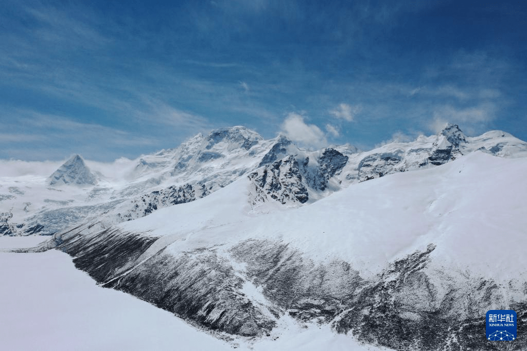 萨普雪山图片