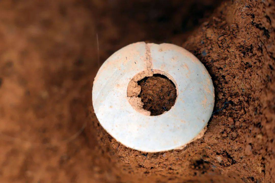 深汕商周古墓出土文物200余件套