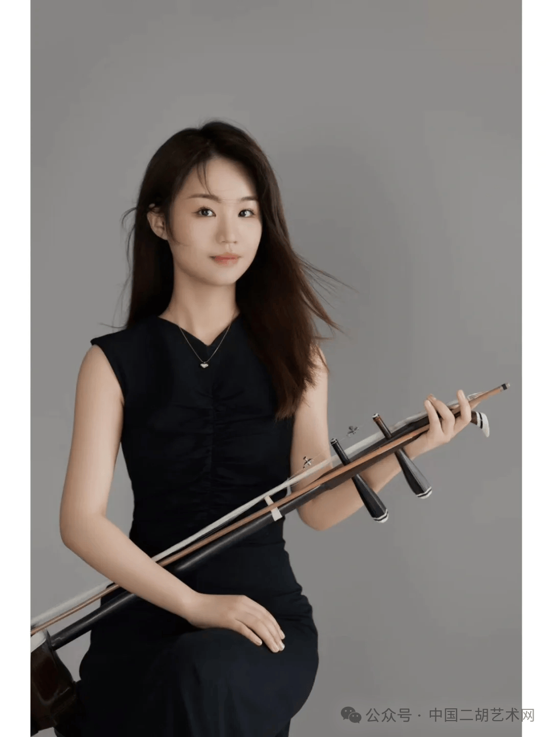 分享一组和陪伴我20年的二胡小朋友的合照泡泡